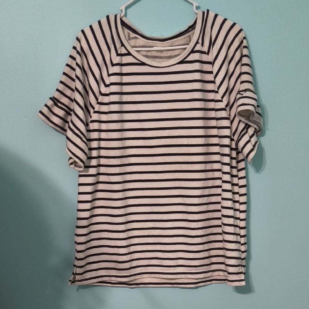 Old Navy Black and White Striped Top